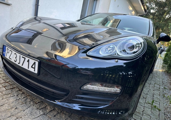 Porsche Panamera cena 115000 przebieg: 49400, rok produkcji 2012 z Poznań małe 67